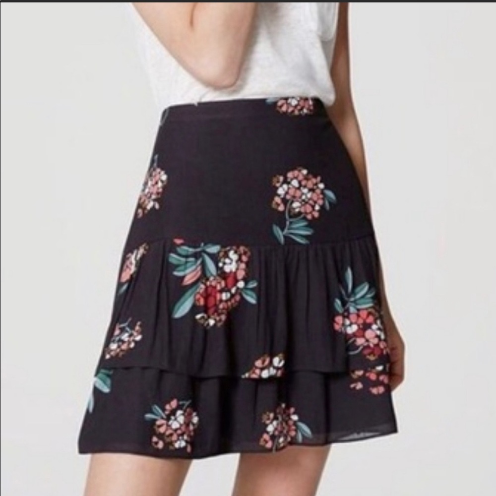 LOFT Gray Floral Tiered Ruffle Skirt